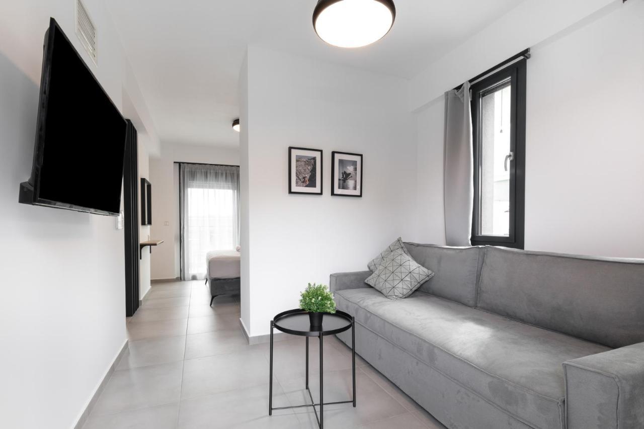 Cove Suites Nea Iraklitsa Экстерьер фото