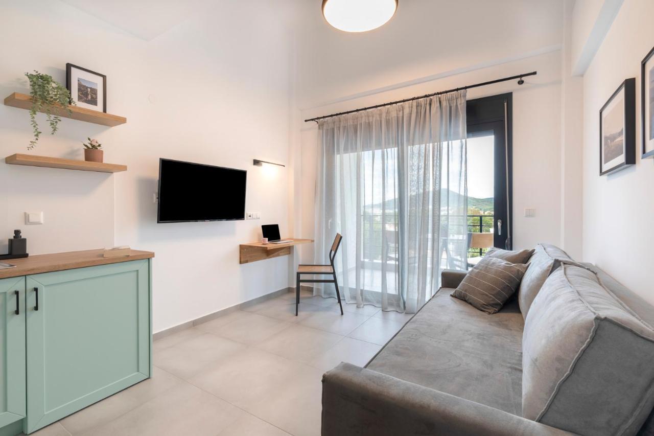 Cove Suites Nea Iraklitsa Экстерьер фото